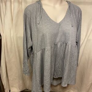 TORRID V-neck babydoll hoodie. Hi-lo hem. Lighweight terry. Size 4.
